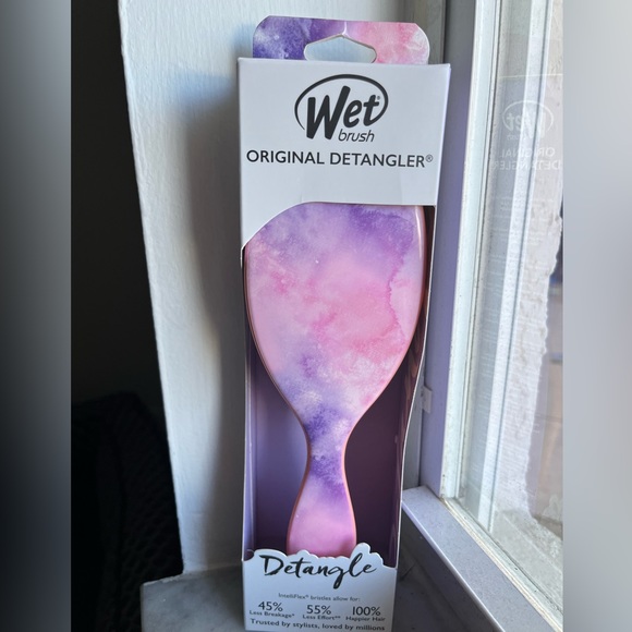 Wet Brush Accessories - NWT Wet Brush Detangle
